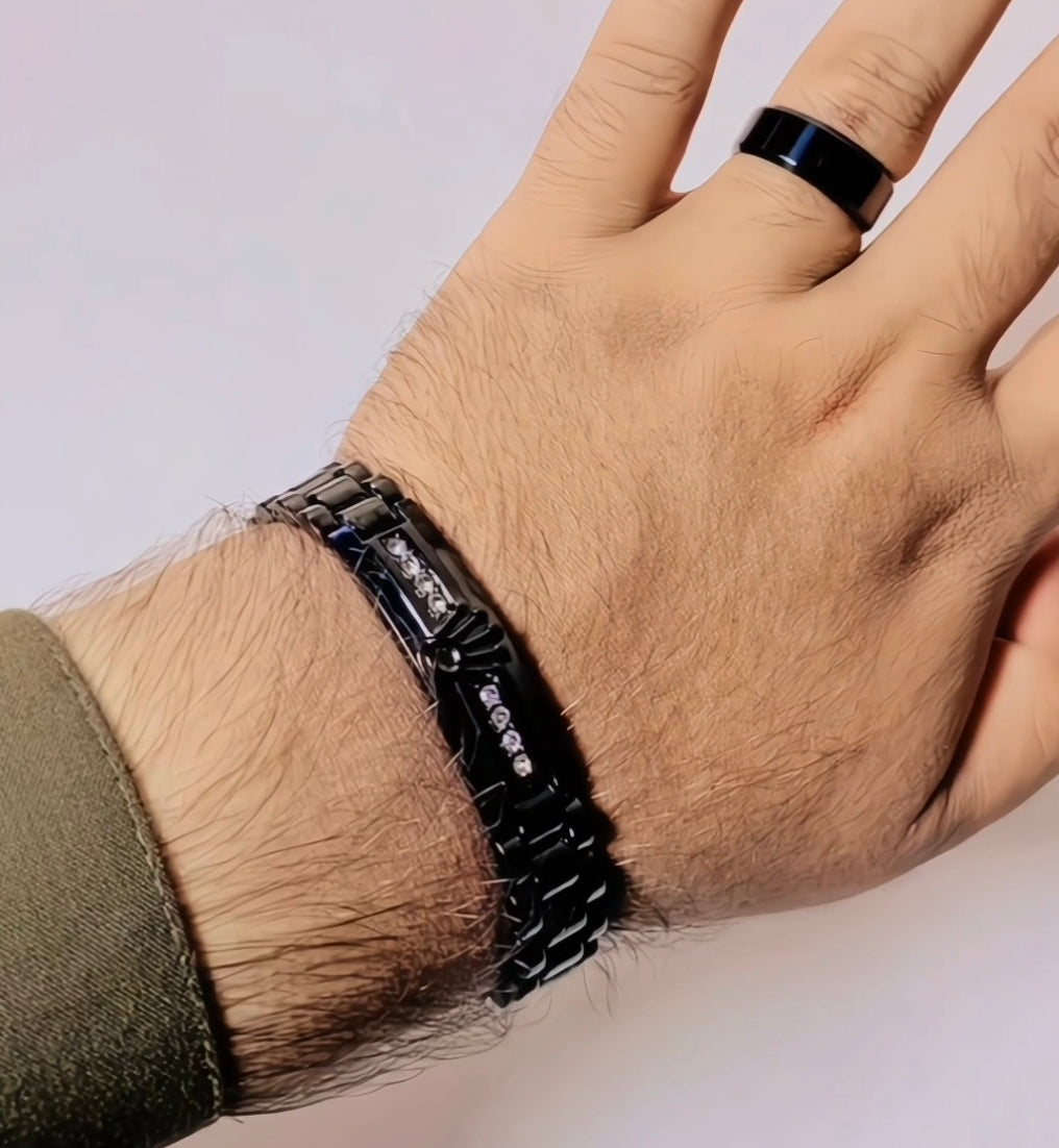 Black baraclet with black ring