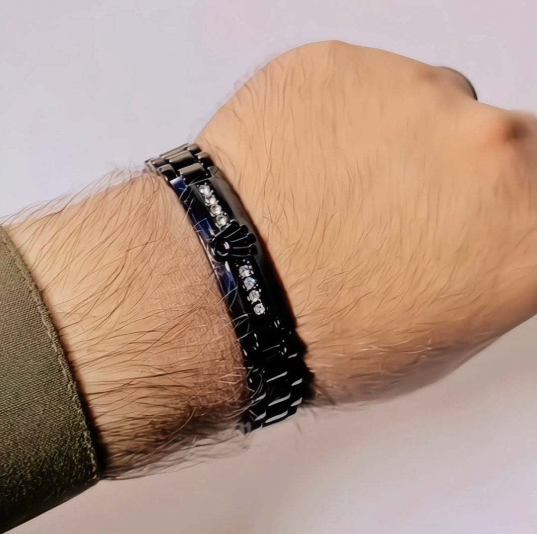 Black baraclet with black ring